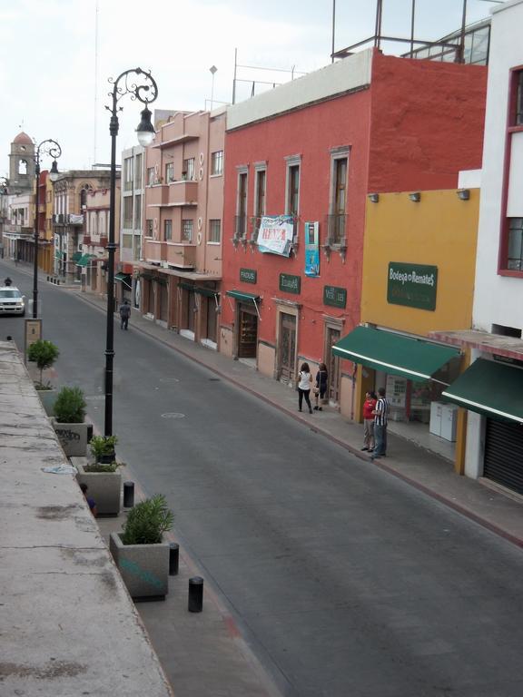 Hotel San Carlos Irapuato Exteriör bild